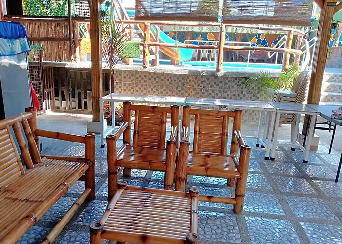 Diez Private Pool